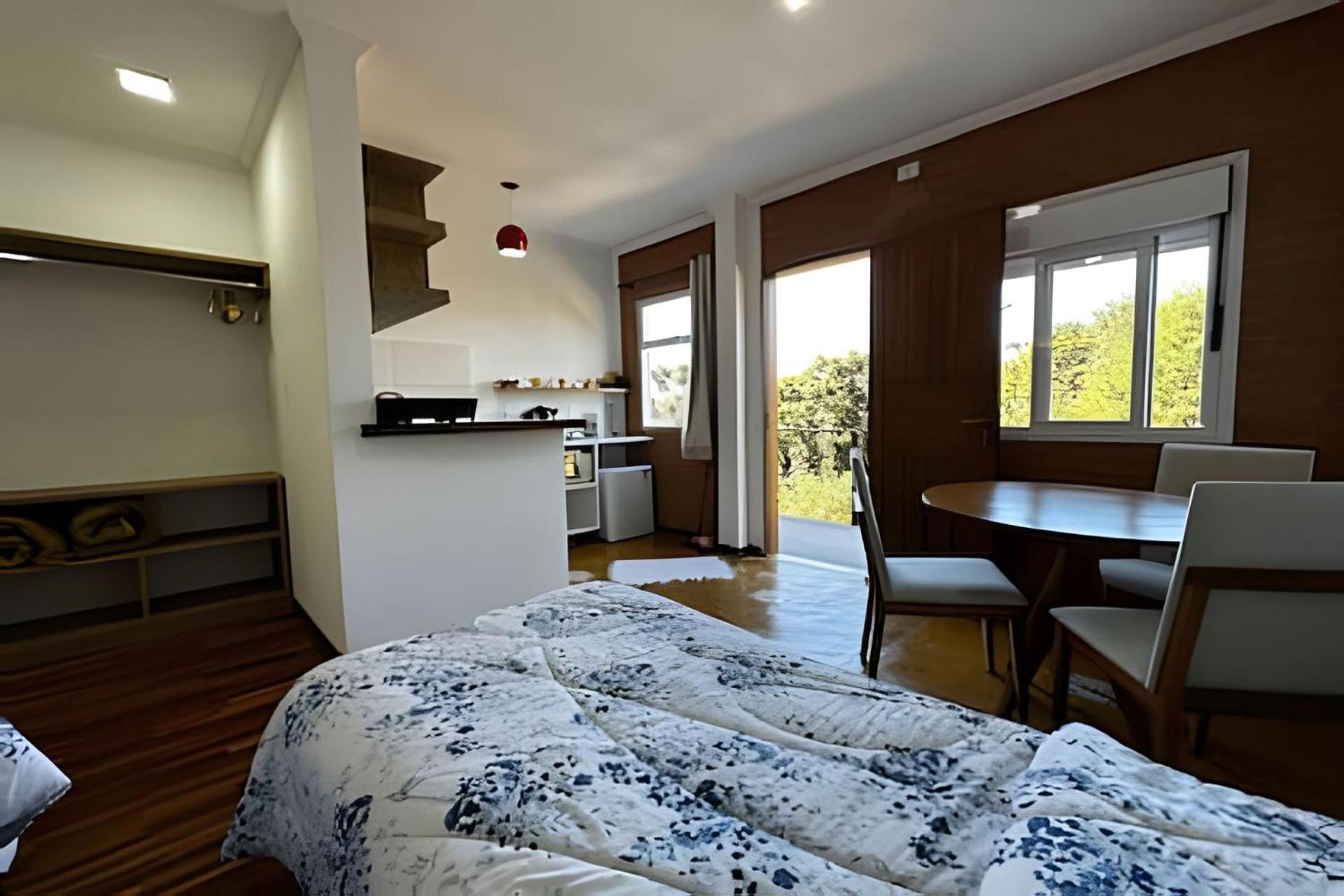 Suites Saint Louis - Conforto Do Lado Do Centro Turistico Campos do Jordão Екстериор снимка